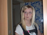 Junge Blondine privat beim Sex mit ihrem Freund