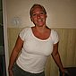 Scharfe blonde Frau mit dicken Eutern