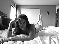 Privat nackt fotografiert - Marina (19) aus Lneburg