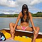 Nackte Muschi auf dem Boot