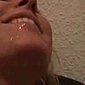 Erst gefickt und dann sch�n ins Gesicht abgespritzt