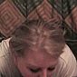 Mollige Blondine beim Blasen ins Gesicht gewichst