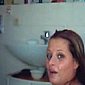 Sch�n den Schwanz blasen und dann mitten ins Gesicht gewichst