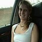 Junges M�dchen beim Vibratorsex im Auto