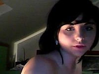 Mädchen beim Schwanz lutschen vor der Webcam