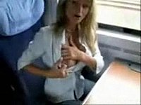 Geile Polin im Zug gefickt und besamt